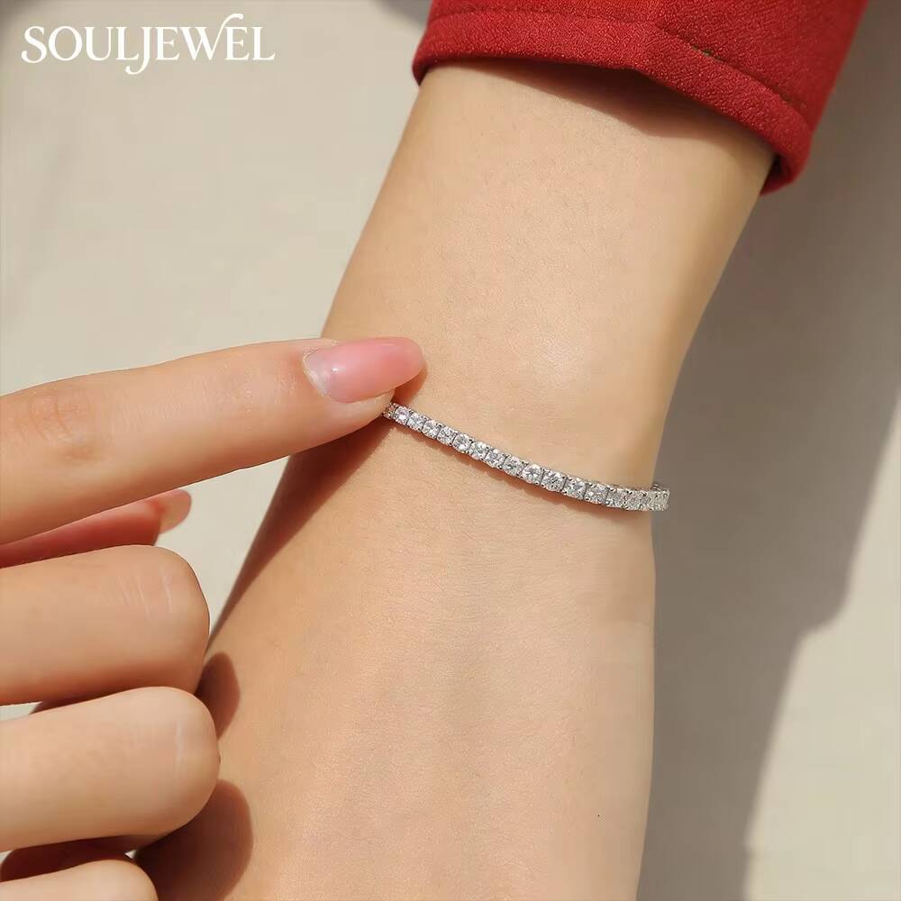 S925 Rhodium-Plated Moissanite Tennis Bracelet Elegant Jewelry Gift for Men Women Perfect for Daily Wear and Parties
