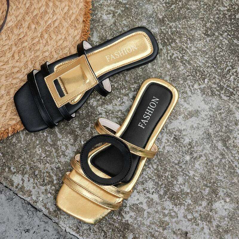 2026 Women's Summer New Fashionable Casual Slippers with Hollow out Color blocked Design Hot Selling Sandals