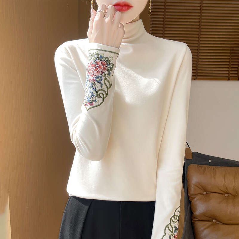New Chinese Sle Embroidered f High Collar Thiened Fce Warm Inner Wear Loose Knitted Sweater for Women Winter Season