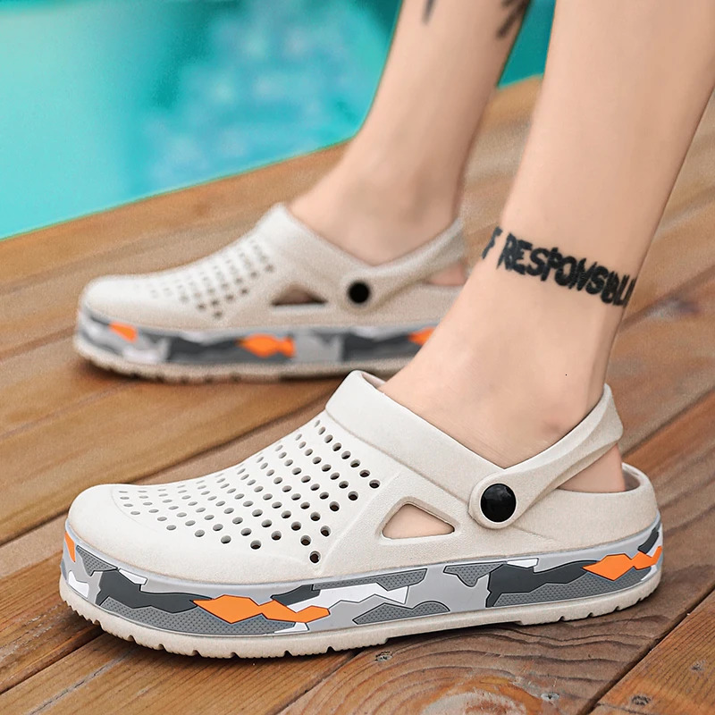 Mens summer casual hole shoes non slip lightweight breathable Two wearing mens sandals fashion comfort beach shoes slippers 260304