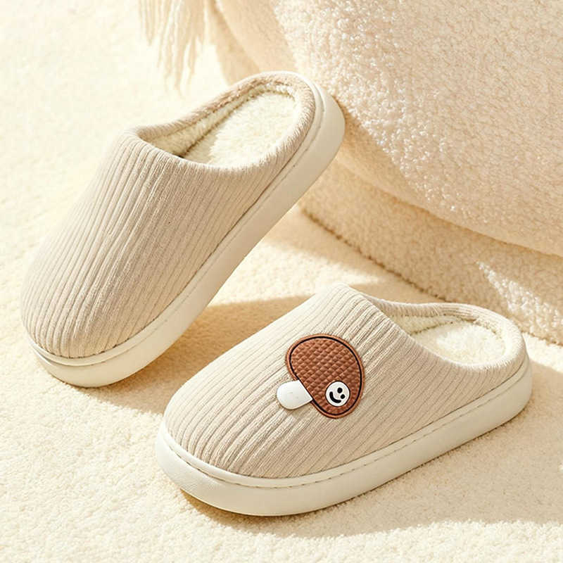 2025 New Plush Cotton Slippers for Women Autumn and Winter Indoor Home Slippers with Soft Cushioning Warm Fleece-Lined Cotton Shoes for Men S260305
