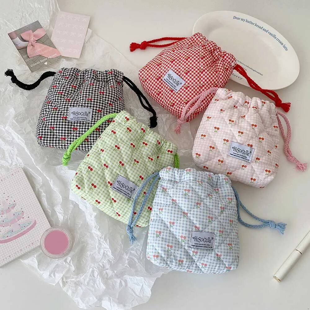 Bestseller Cute Girl Cartoon Drawstring Makeup Student Cherry Print Toiletry Travel Portable Cosmetic Storage Bag Make Up Pouch ddmybear