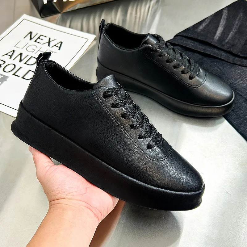 Fashion Black Casual Shoes for Men Outdoor Comfortable Men Sneakers Non-slip Walking Shoes Lace-Up Men Sport Shoes 260305