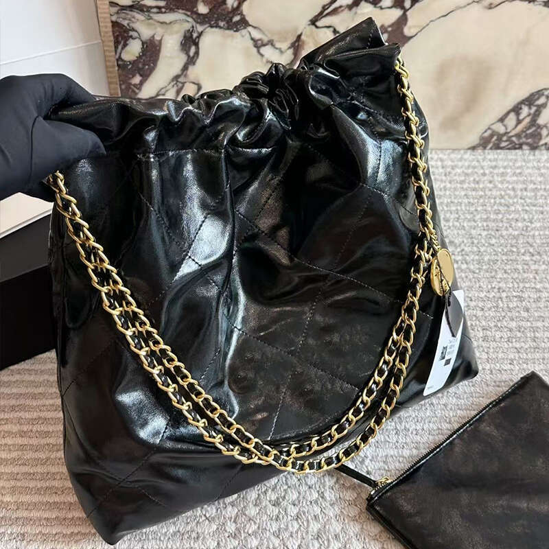 Designer Shoulder Bag Totes Bags ''trash bag'' Vintage 22bag Chic Large-capacity Beach Bag Large Shopping Travel Handbags
