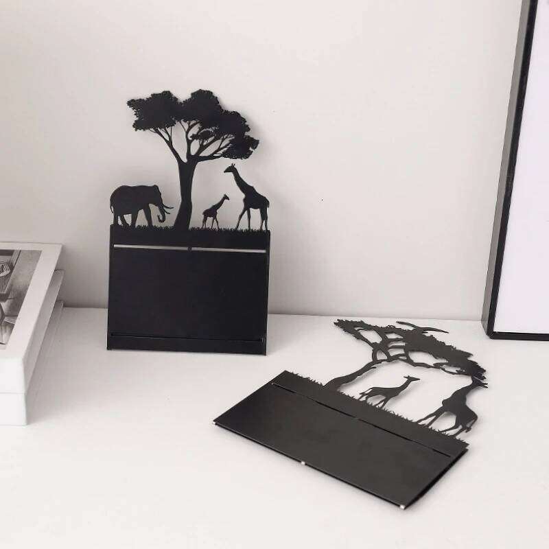 Creative Metal Candle Holder Black Wrought Iron Elk Christmas Luminous Decoration Crafts Candlestick Ornaments Home Decor Gift XJ260305