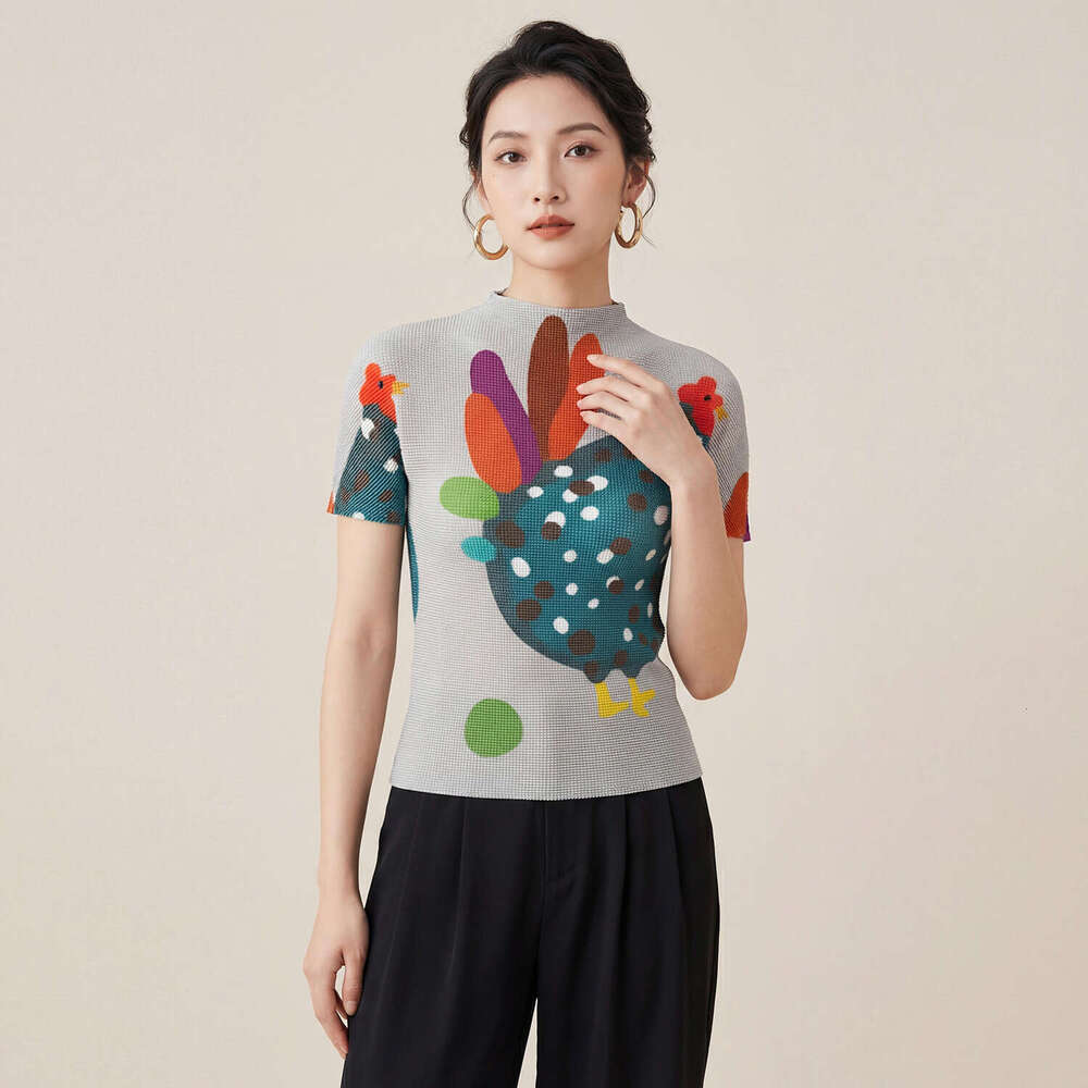 Miyake printed top, new cartoon chick half-high collar short-sleeve T-shirt, slim-fit, elegant, Designer ruched base shirt