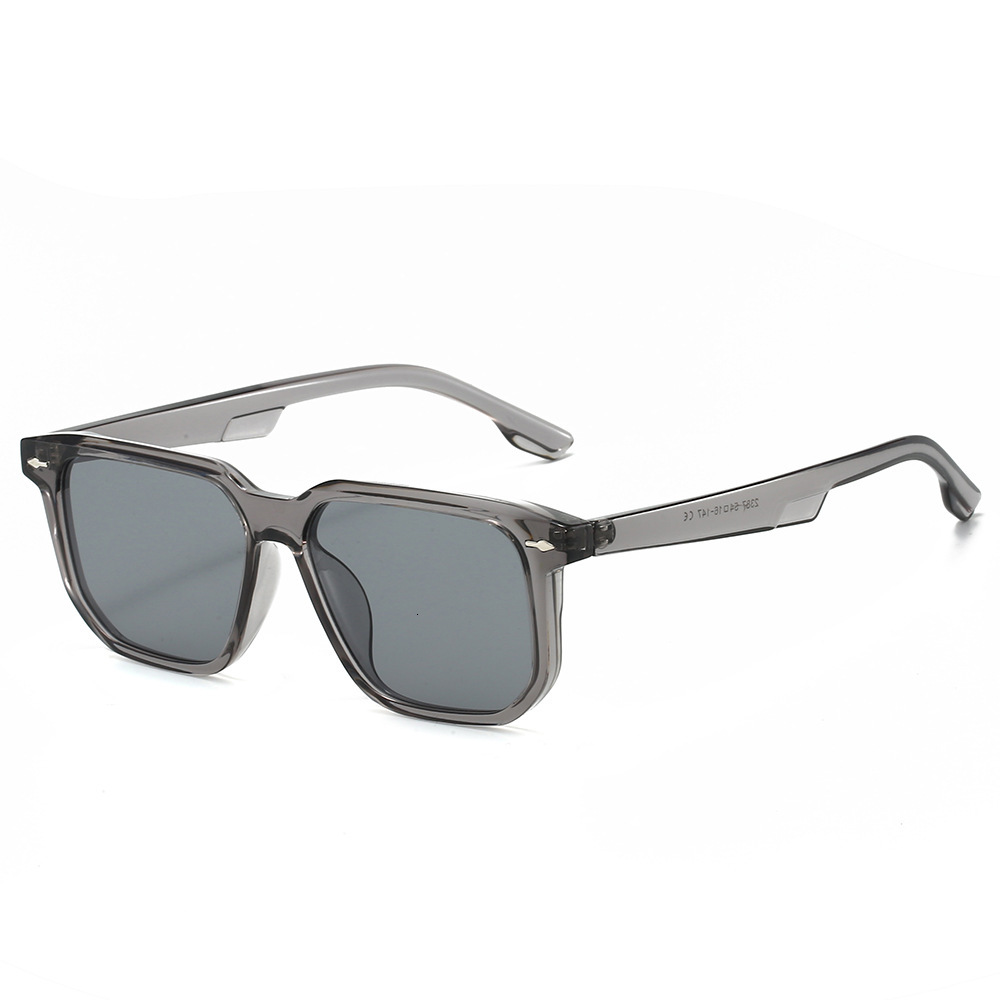 New square-shaped travel for men women, high-end fashion sunglasses European and American style, brown lenses with decorative studs