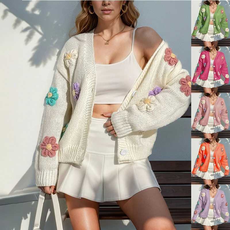 2025 Autumn Womens Flower Pattern Button Knitted Sweet and Fresh Cardigan Cute Loose Long Sleeve Womens Sweater M260306