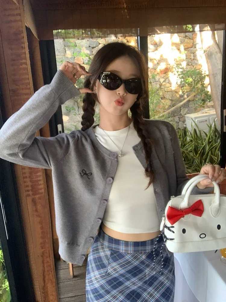 Fashion O-Neck Single-breasted Tops Korean Style Bow Embroidered Knitted Cardigan Women Autumn Winter Solid Full Sleeve Sweater M260306