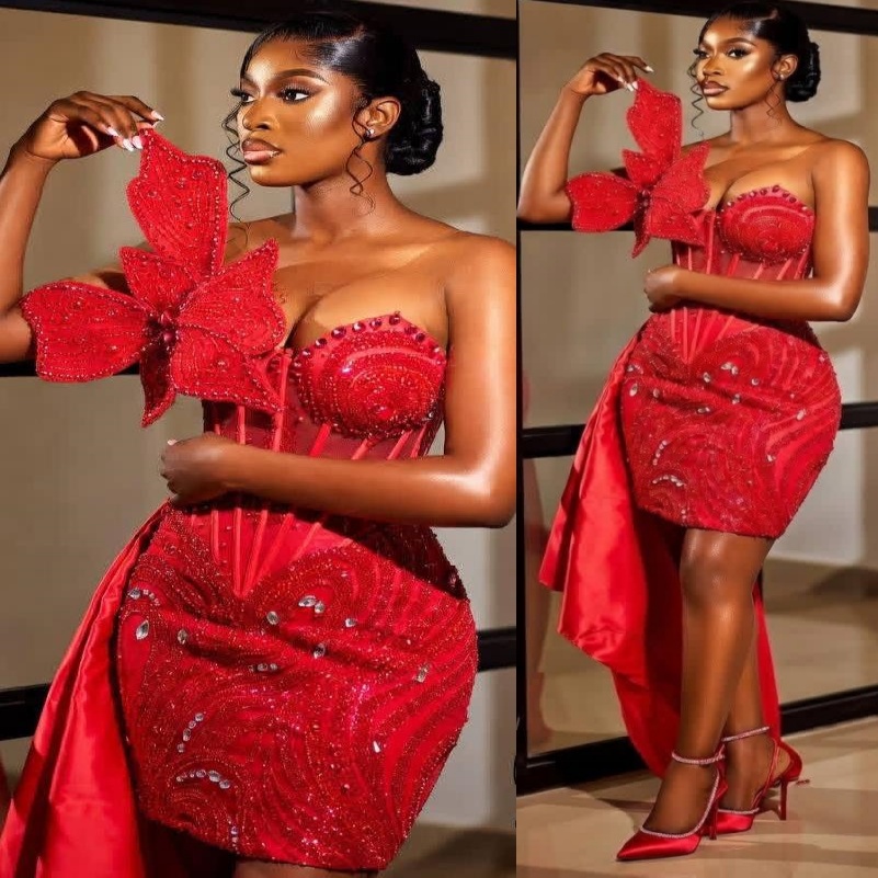2026 Red Sheath Cocktail Dress Flowers Crystals Sequined Short Mini Graduation Homecoming Dresses For Special Occasions Sweetheart Gowns Dinner Dress 