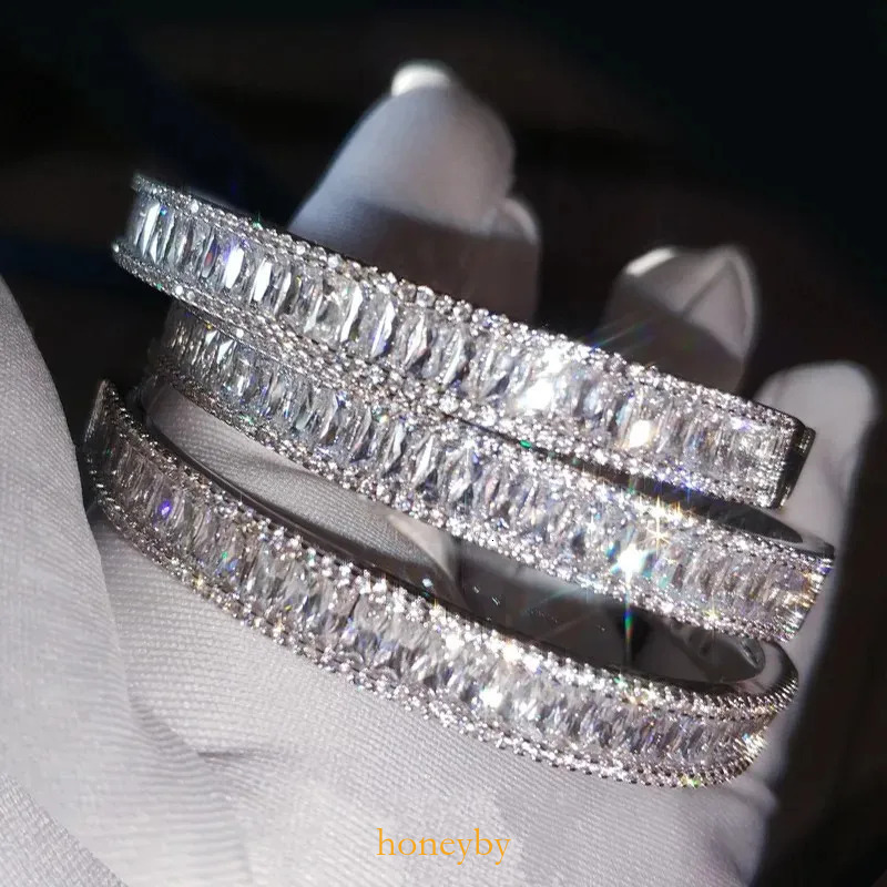 Baguette cut Diamond Bangle Trendy 925 Sterling Silver Party Engagement bangles Bracelets for women Bridal wedding accessaries 231030