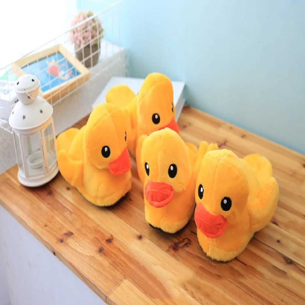 Slippers Winter Warm Couple Big Yellow Duck Cotton Shoes Cartoon Cute Little Yellow Duck Doll Home Slippers For Man and Women S260305