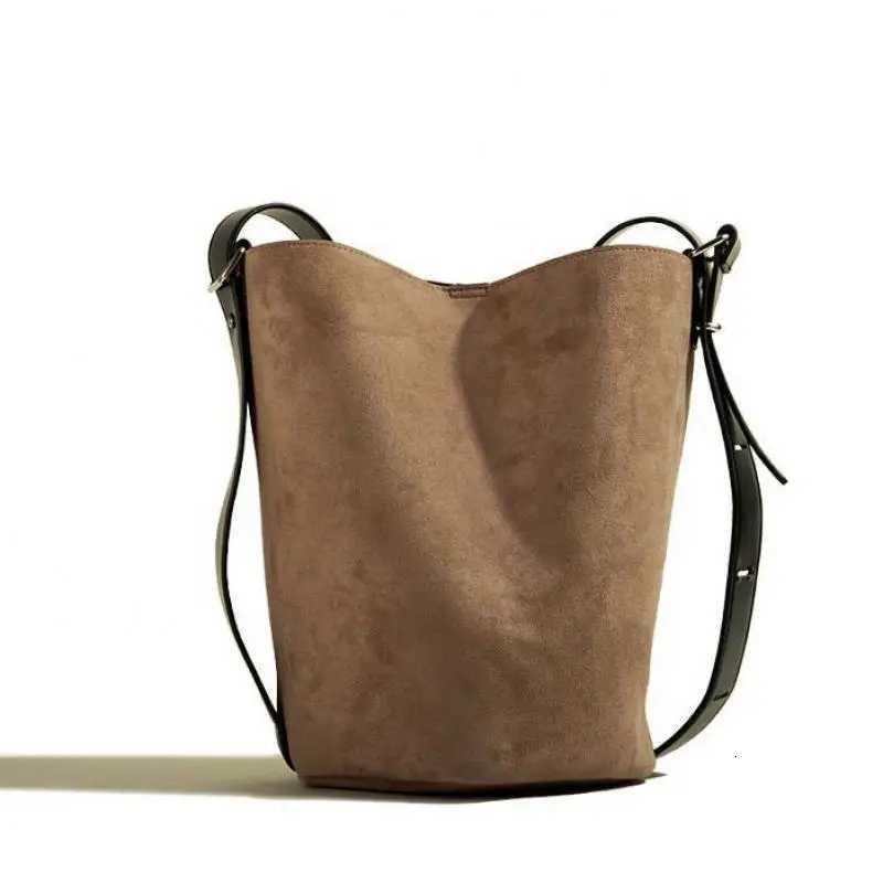 2025 New Fashion Frosted Suede Bucket Shaped Large Capacity Simple And Versatile Single Shoulder Women Bag Trendy H260306