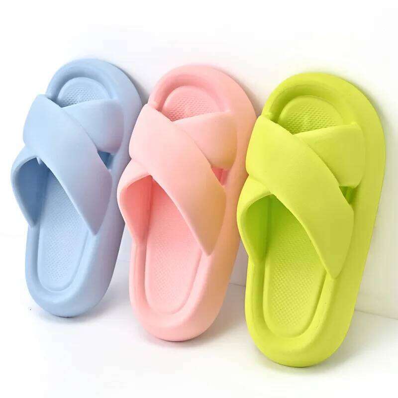 Litfun Women's Platform Slippers 2025 Summer New Outdoor Antiskid Beach Shoes Fashion Crossover Belt EVA House Sandals