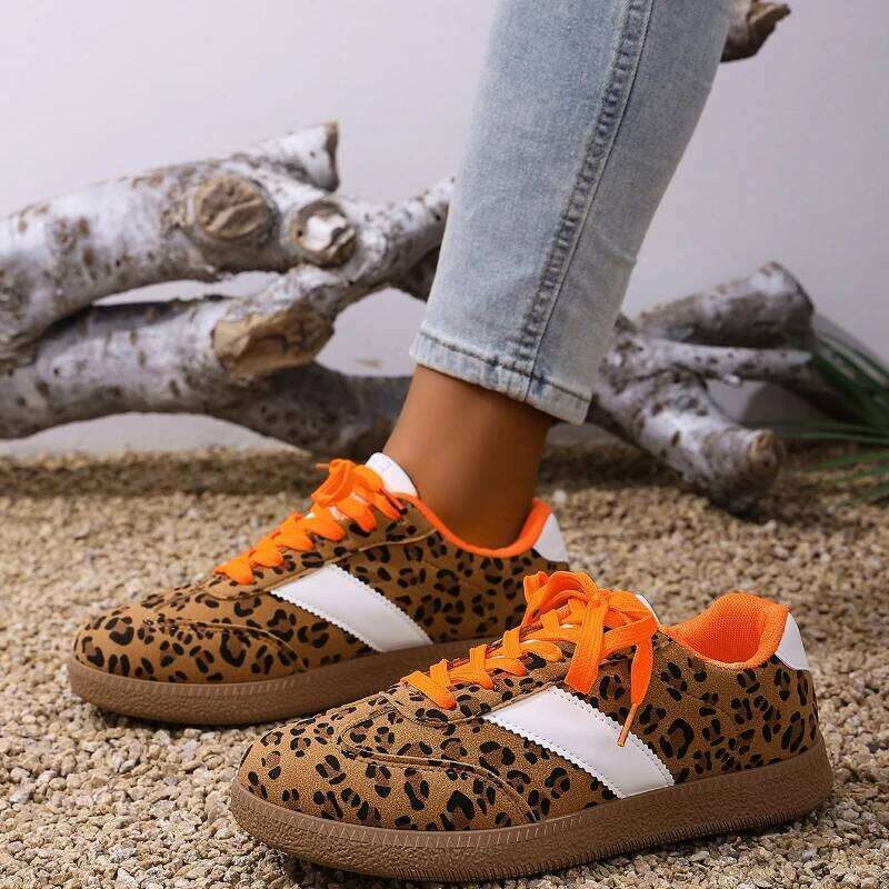 Women's sports shoes, spring 2025 new low cut lace up anti slip and wear-resistant vulcanized shoes