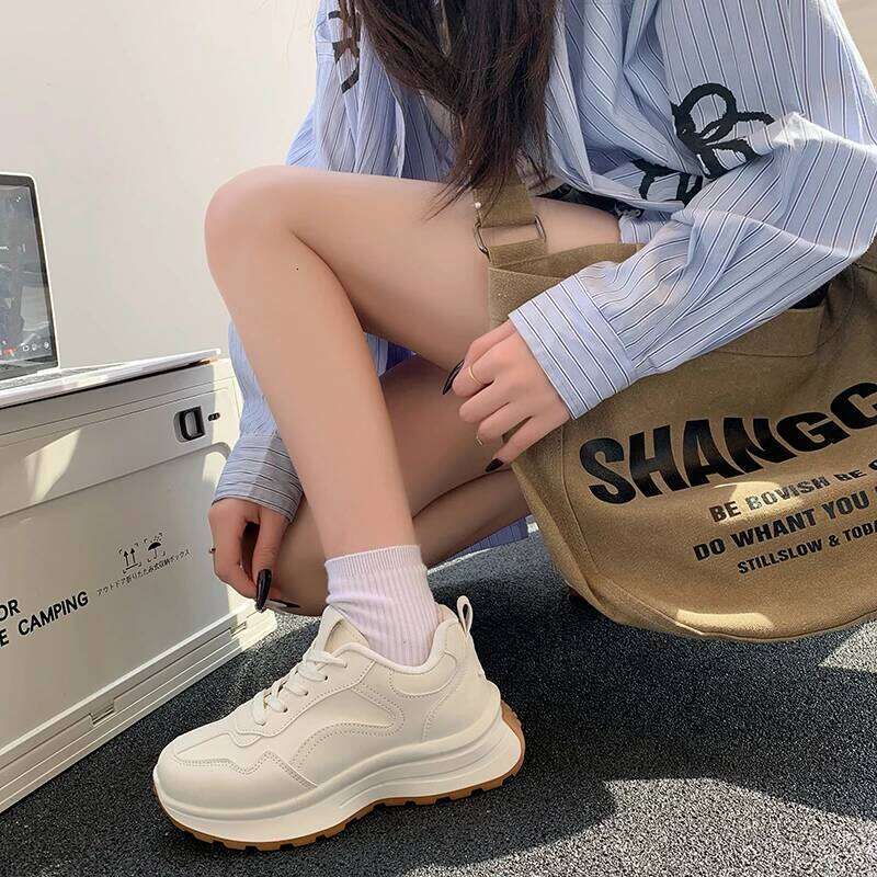 Women sneakers 2025 Spring Women's sports shoes New Fashionable Thick soled Ladies Casual Shoes