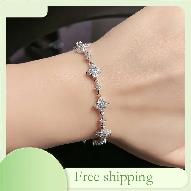 Jewelry Wholesale Rings For Women Round Necklace Metal Retro Jewelry Simple Ladies Valentine's Fashion Classic Jewelry Charms Bracelet Noosa Chun