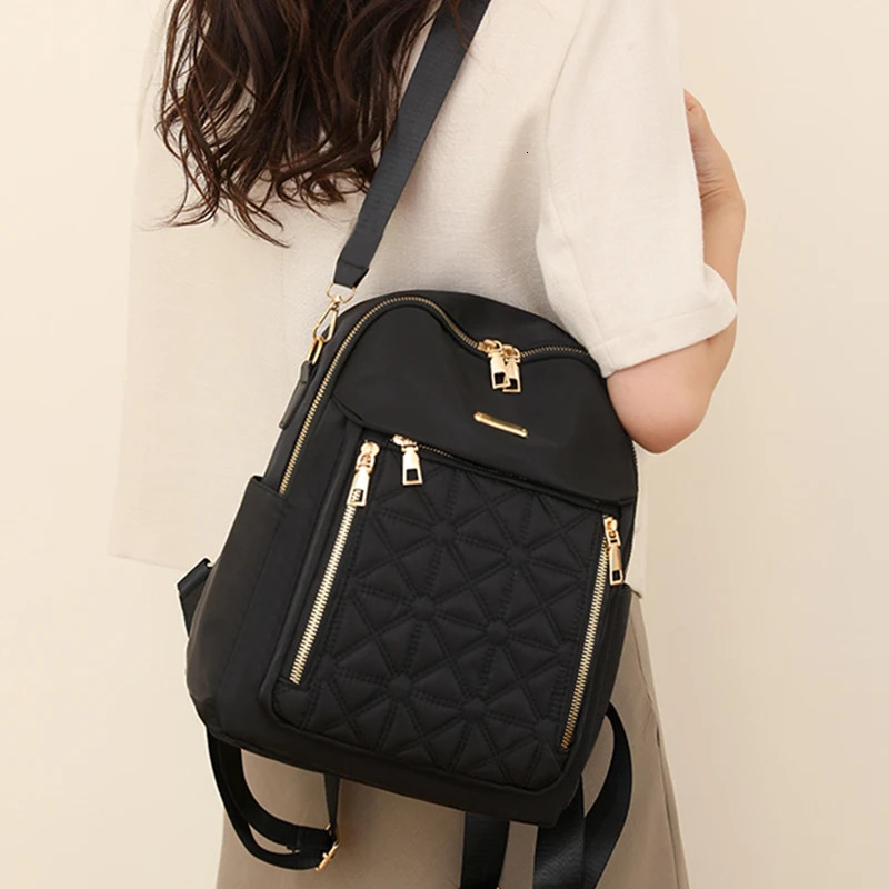 style fashion multi-purpose nylon cloth backpack for travel and school The direction of the zipper is random the style of260228