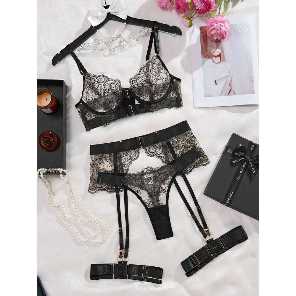 Luxury Lace Bra and Brief with Garter Set Sexy Lingerie for Women Underwear Suspender Hot Bilizna See Through Outfits