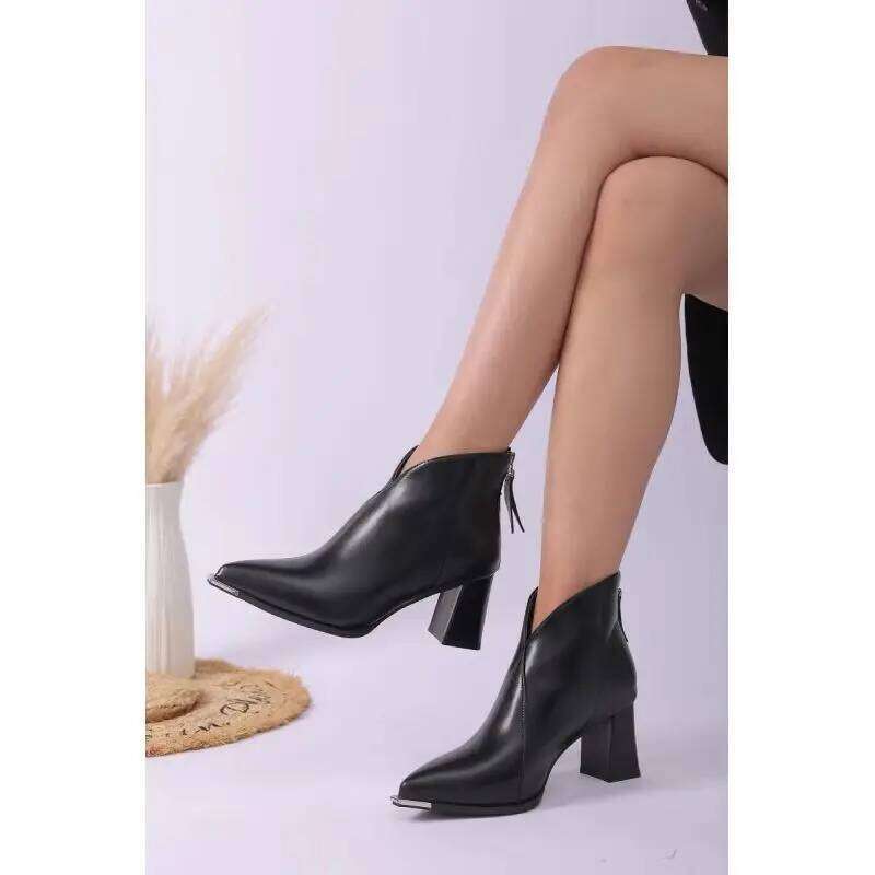 2026 Pointed Toe Ankle Boots Fashion Back Zippers Short Botas Ladies Elegant Square High Heel Women's Footwear