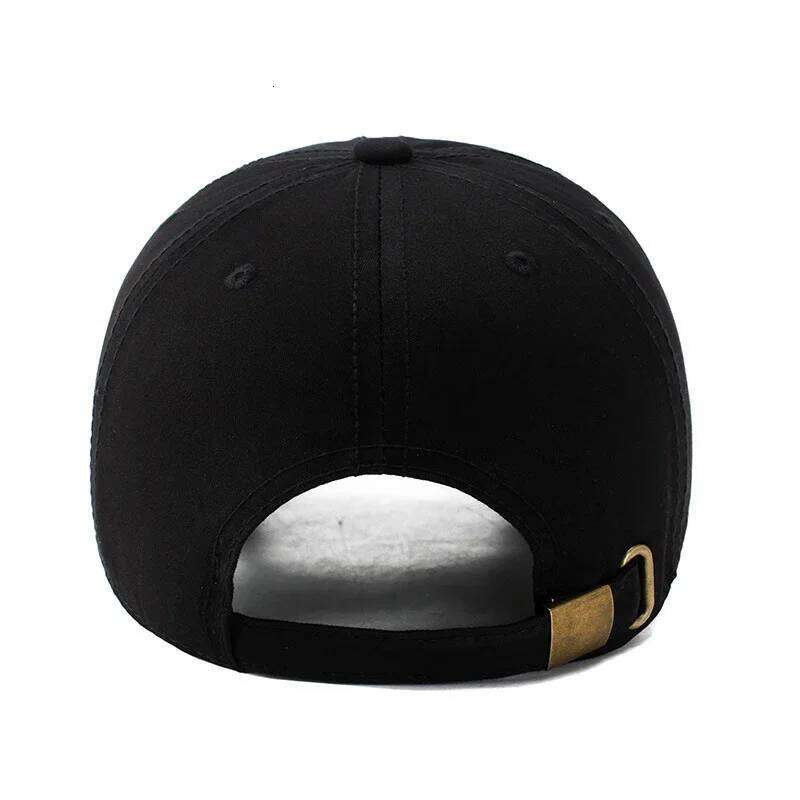 4 Colors New Fashion Soft Top Baseball Cap Outdoor Sport Casual Cotton Snapback Hats For Men and Women Three Bars Dad Hat Design Y260304
