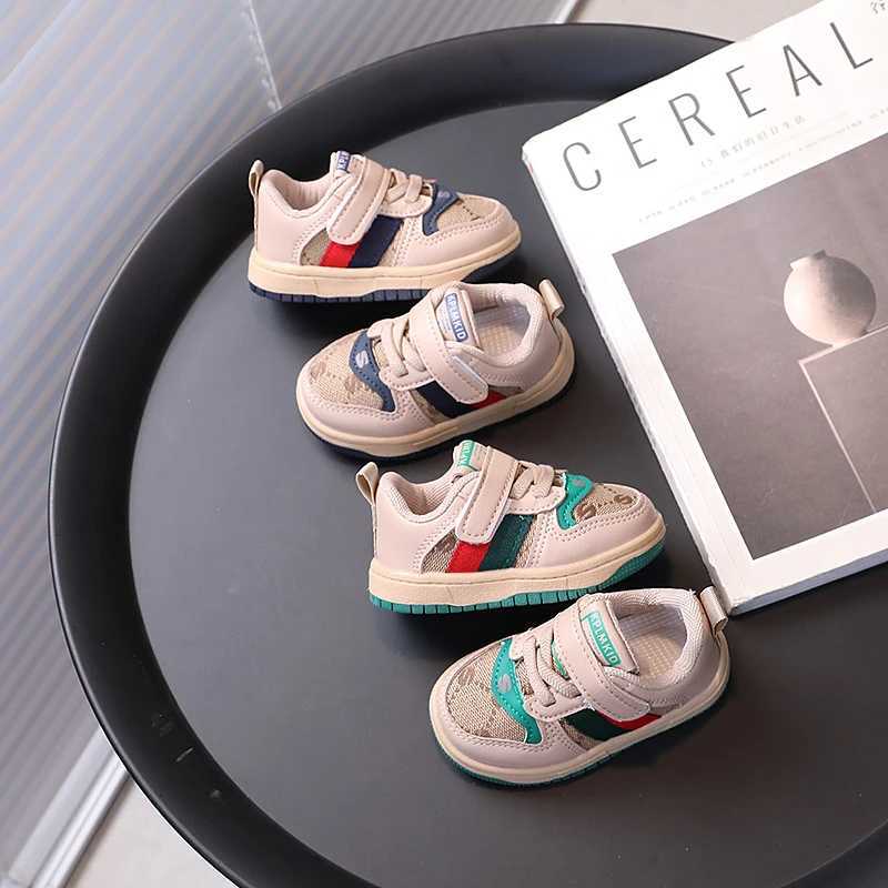 These new kids' casual sneakers are soft, non-slip, and breathable, making them perfect for both boys and girls as spring and autumn walking and 