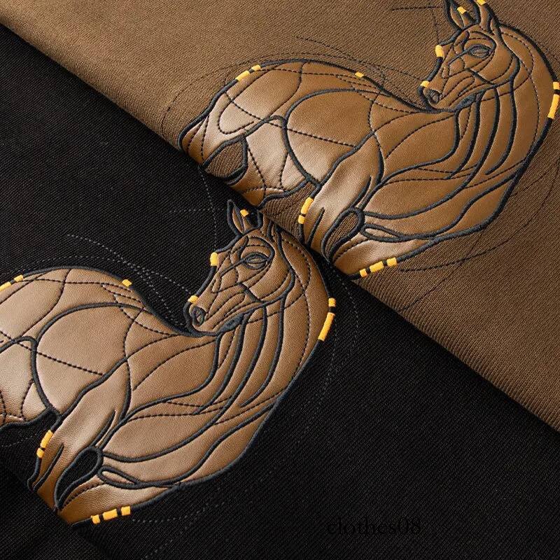 Luxury Brand Spring Horse Embroidery Sweatshirts Men Long Sleeved Round Neck Casual Sweatshirt Social Office Streetwear Pullover