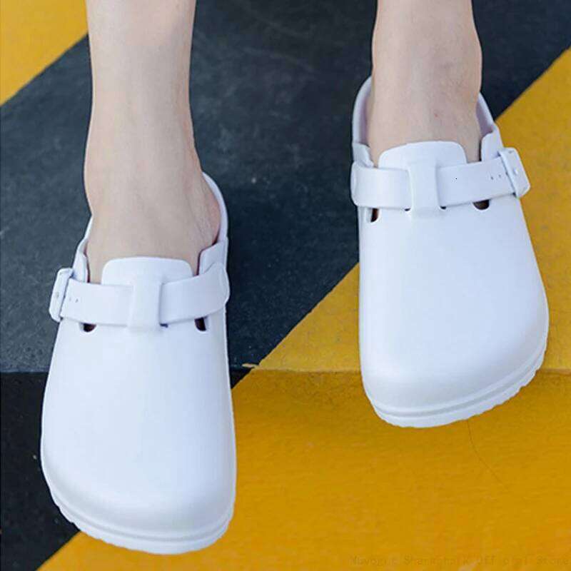 Litfun Fashion Clogs Anti-Slip Lab Waterproof Medical Women Men Working Slippers Shoes Nurses Soft Eva Slides