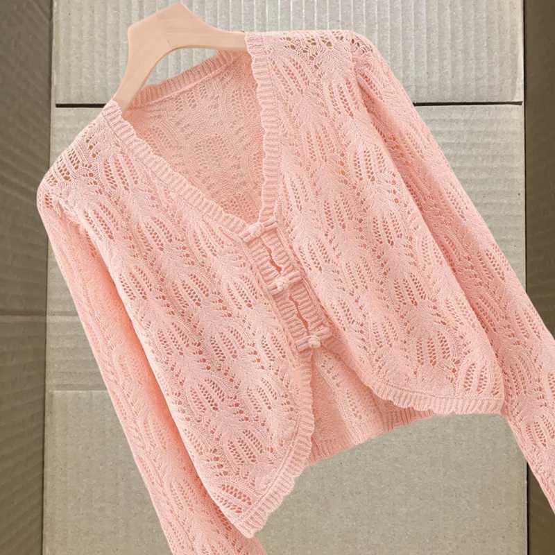 Cardigan Thin Ice Silk Ladies Jacket 2025 Summer New Long-Sleeved Short Hollow Sunscreen Shawl Women Coat Thin And Light Outside M260306