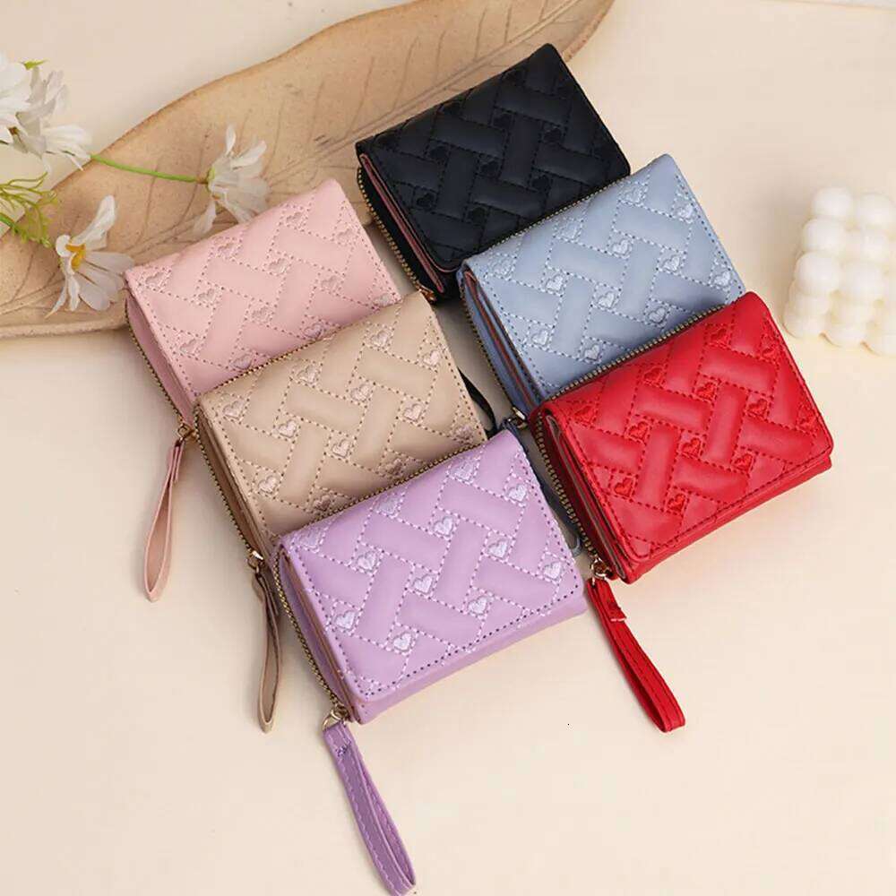 1Pc Fashion Embroidered Heart-Shaped Short Wallet, Heart Pattern Stitch Detail Coin Purse, Daily PU Leather Zipper Small Wallet C260304