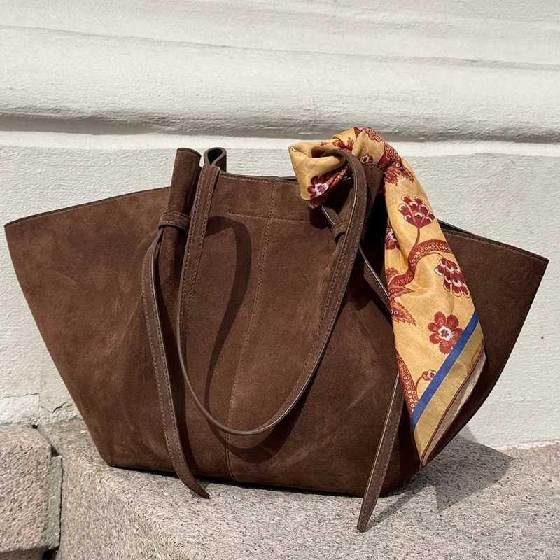 Custom Initials Faux Suede Shopping Tote Bags For Women Designer Handbags Purse 2026 New Large Capacity Underarm Shoulder H260306