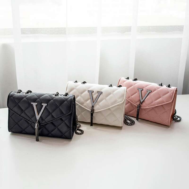 Kingsons Black Luxury Handbags And Purse Women PU Leather Messenger Shoulder Plaid Female Crossbody Bag Tassel Quilted Brand XIU LAI SI