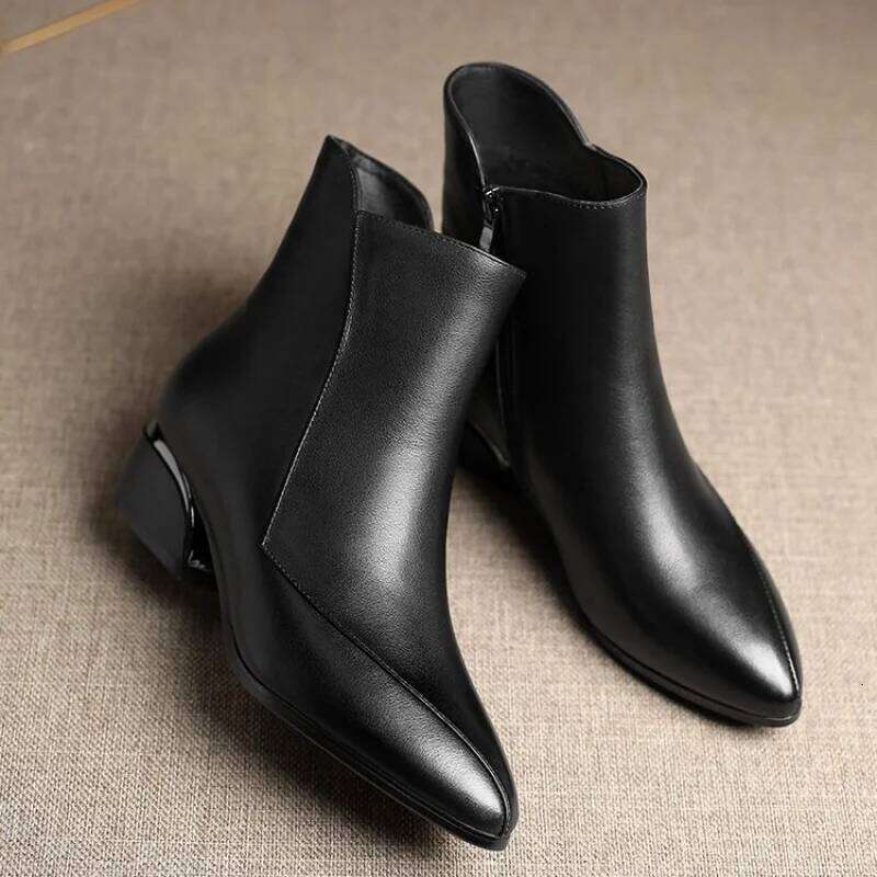 2025 Autumn & Winter New British Style Slim-Fitting Women's Ankle Boots - Pointed Toe, Side Zipper, Black