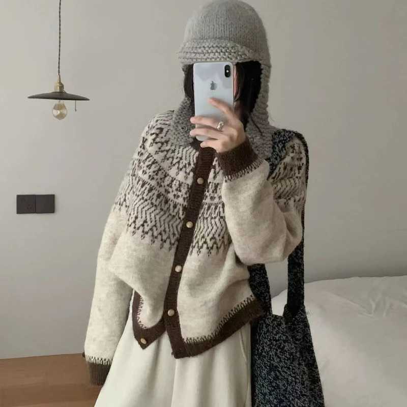 AOSSVIAO Retro Jacquard Knitted Cardigan Womens Autumn Winter Loose Long Sleeve O-neck Sweater Zipper Lapel Color Blocking Coat M260306