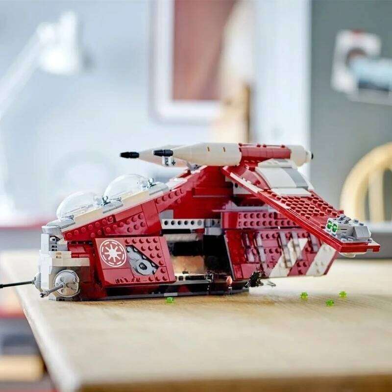 1083PCS Coruscant Guard Gunship Spaceship Building Blocks With 5 Figures Starfighter Assemble Bricks Toys Children Adult Gift Z260305