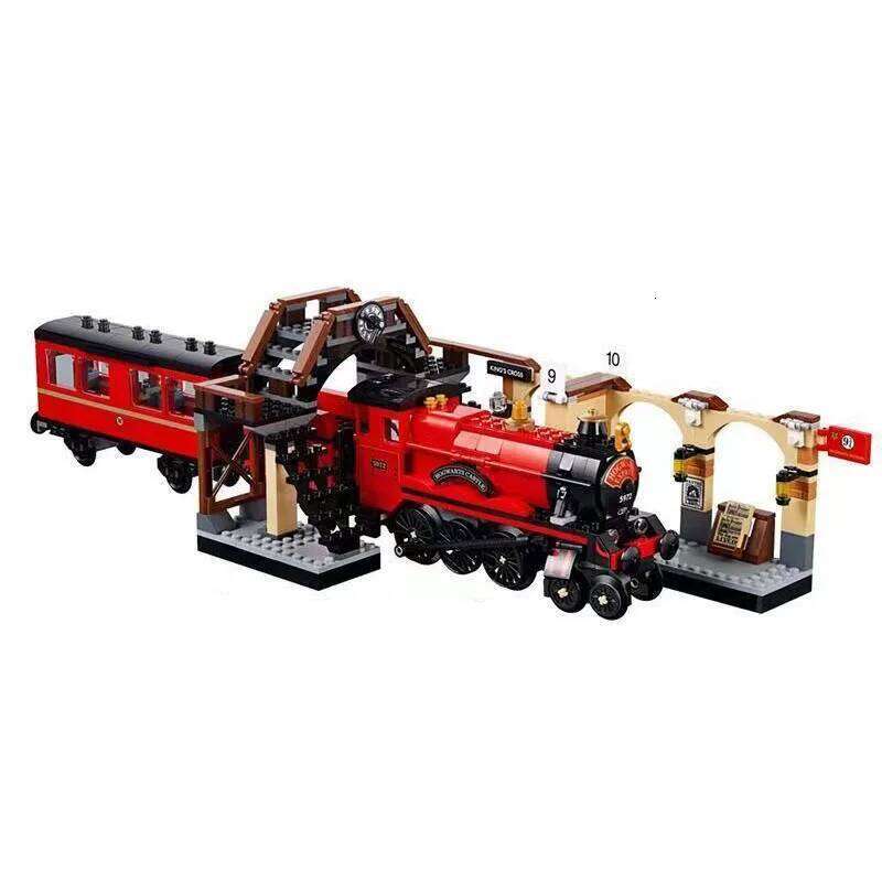 801PCS Creative Express Train Building Blocks With 6 Figures Assemble Bricks Vehicle Toy Gift For Children Kids Z260305
