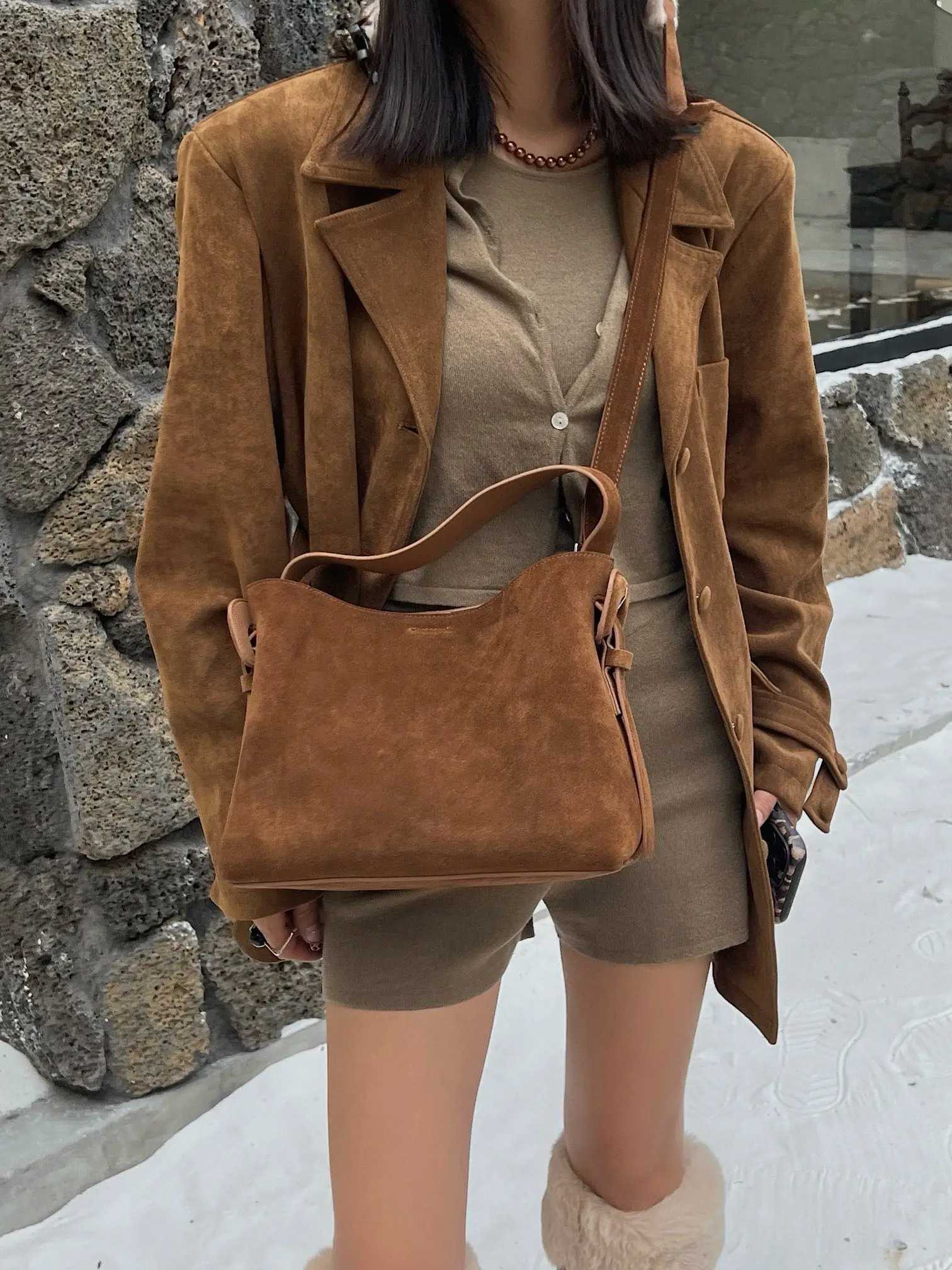 Genuine Grade Suede Leather Fashion Ladeis Shoulder Crossbody Brown Bags Designer Womens Coffe Handbags Angola Red H260306