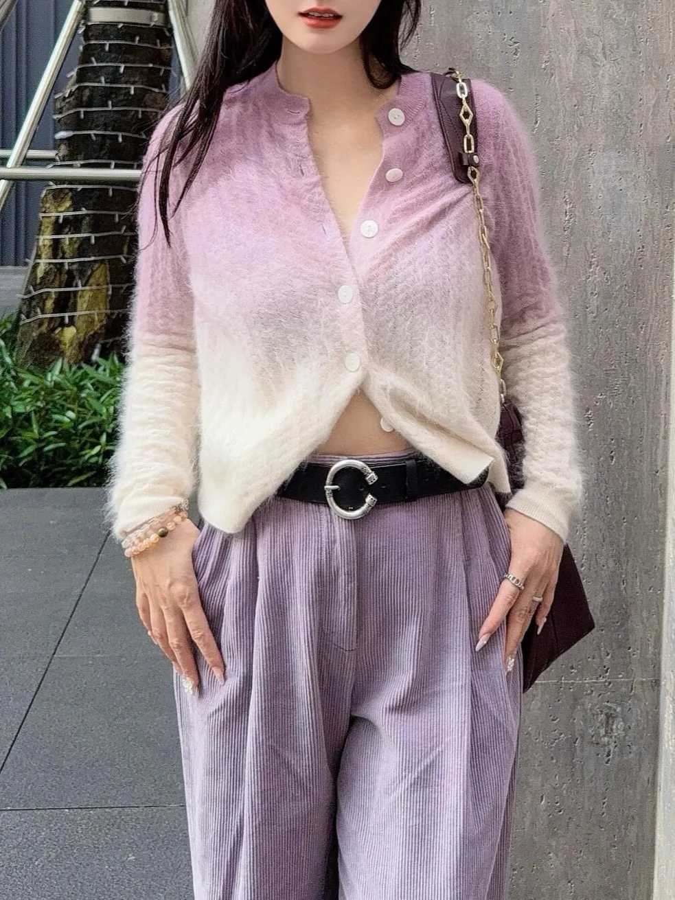 Women Gentle Classic Twisted Knit Cardigan Gold Button Decoration Round Neck Autumn Short Sweater Coat for Lady M260306