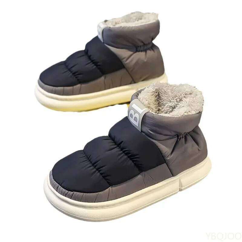 Large Size Autumn Winter Fashion New Item with Plush and Thick Warm Boots for Outdoor Comfort Men's Cotton Shoes