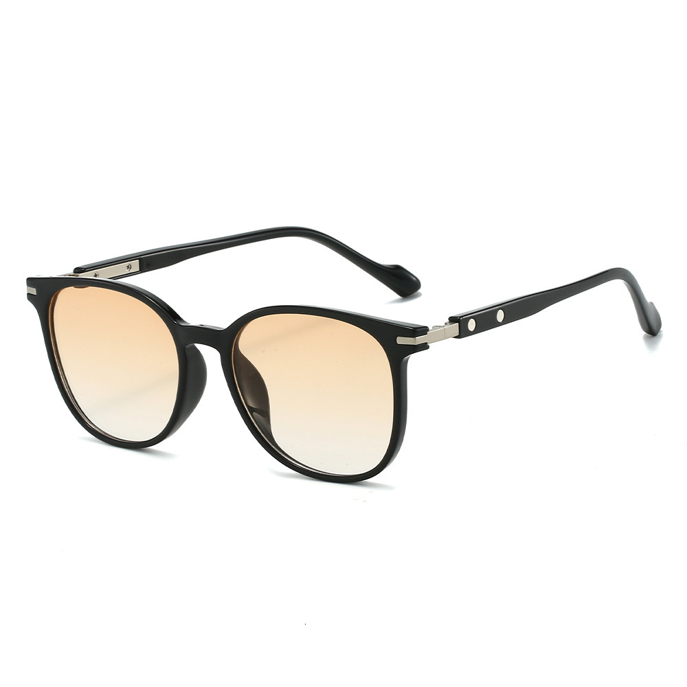 Cool Square Glasses New Style Large Frame European and American Fashion Round with Rivets High-End Sunglasses for Women