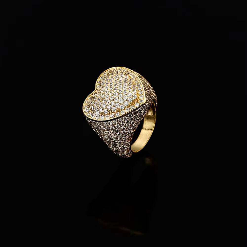 High Grade Light Luxury Style Heart Design MoissaniteVVSia Cuban Ring Wholesale Fashion Hiphop Charms Brass Rings Jewelry