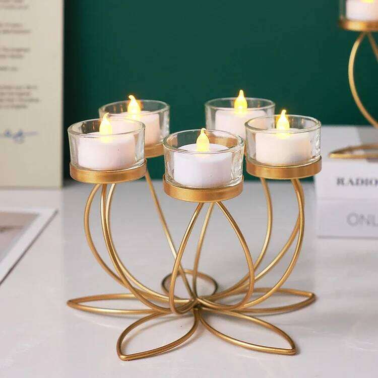 Metal Candlestick Holder Iron Candle Holders for Romantic Candlelight Dinner Props Table Decoration Retro Bedroom Ornaments XJ260305