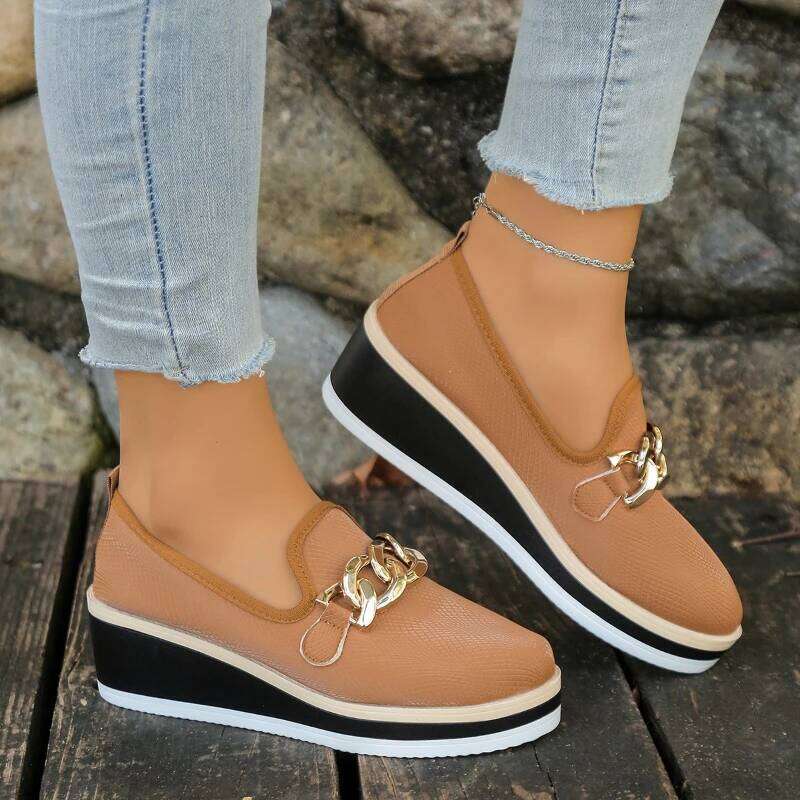 2026 New Women's Fashion Hot Selling Non slip Thick soled Outdoor Comfortable and Breathable Solid Color Casual Shoes