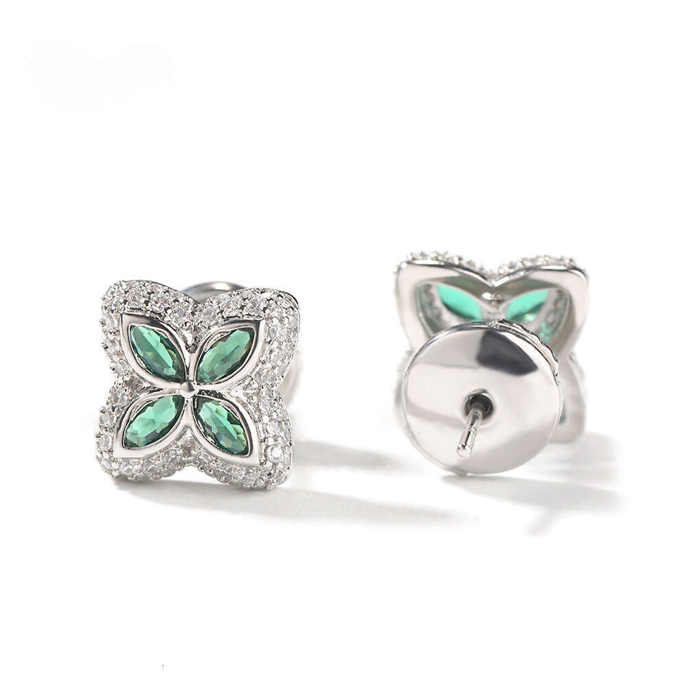 Womens Jewelry Earrings stud Simple Clover Copper Earrings with Zircon Inlaid Steel Needle Fashion Elegant Comfortable All Match Ear Jewelry for Women