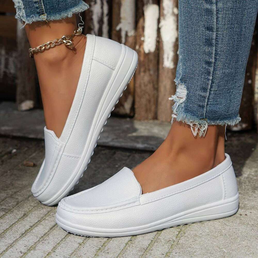2025 Spring Wedge Heel White Nurse Shoes Fashion Women Soft Sole Casual Comfortable Non-slip Flat