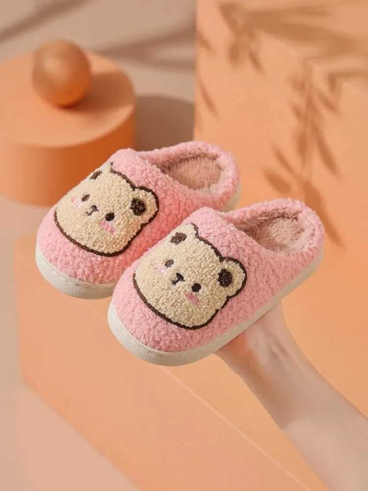2025 New Boys and Womens Winter Slippers Fashionable Simple and Cute Bear Cotton Slippers Warm Autumn and Winter Home Slippers S260305