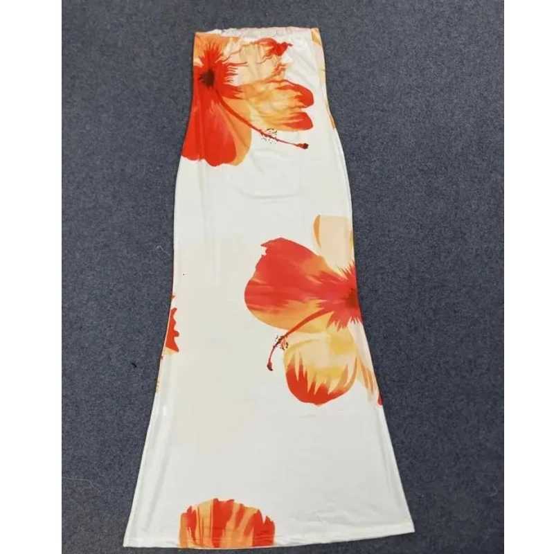 Harajuku Aesthetics Streetwear Classics Flower Print Dresses Fashionable Temperament Sexy Strapless Slimming Long Vacation Dress X260306
