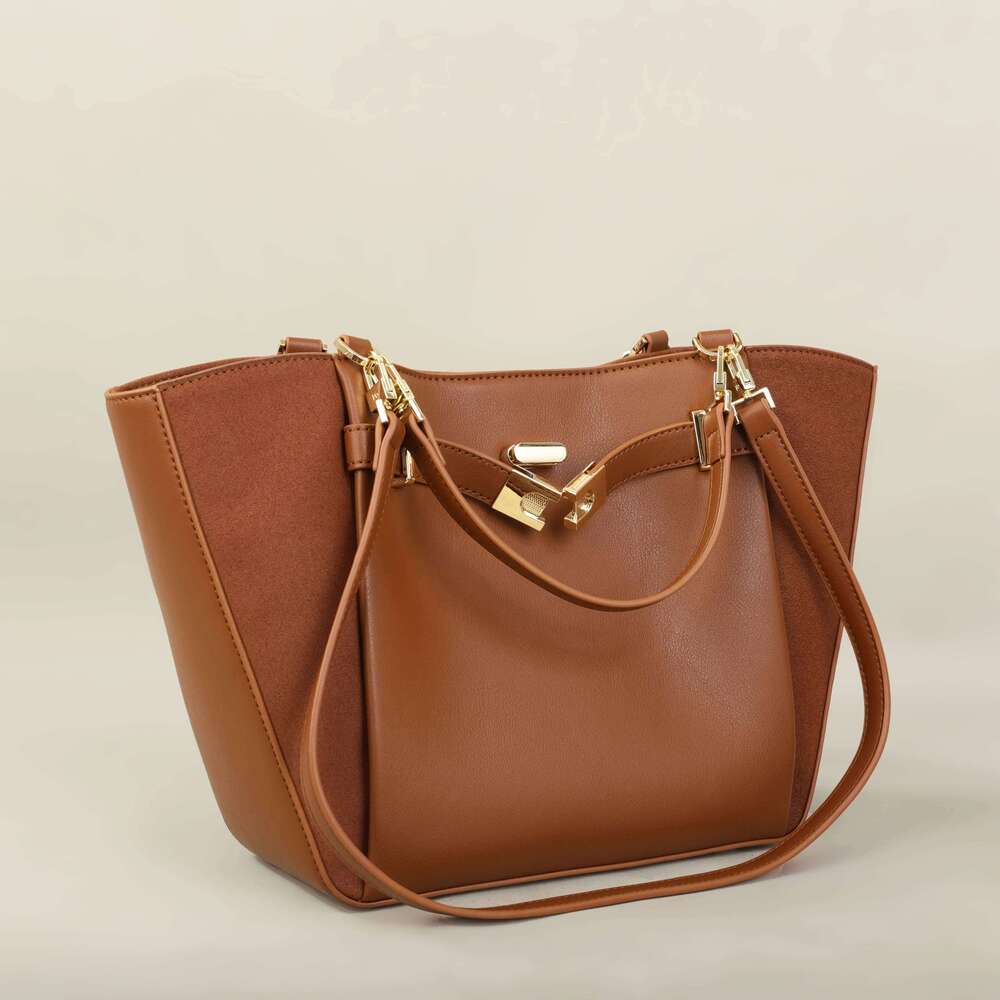 PG New Niche Luxury Shoulder Crossbody Armpit Head Layer Cowhide Leather Ladies Fashion Large Capacity Bag TIANOUDAISHU