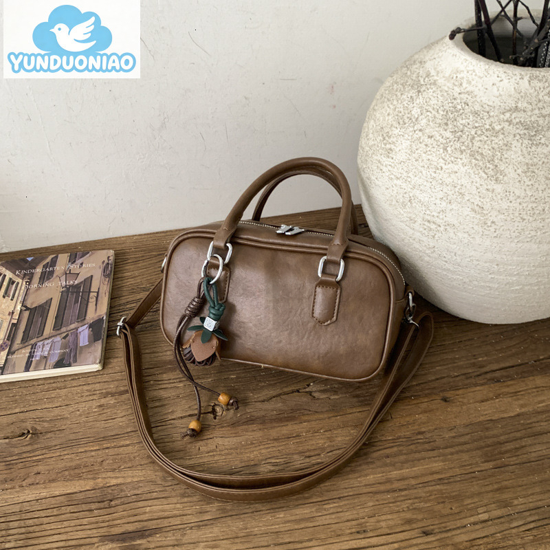 YUNDUONIAO new unique pillow style high-end handbag autumn and winter new bowling shoulder crossbody bag multifunctional women's bag