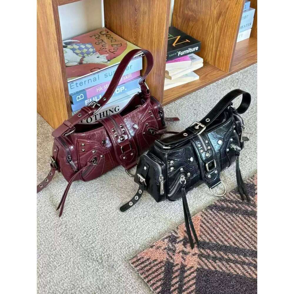 Women S Y K Studded PU Leather Shoulder Purse Gothic Punk Vintage Rivet Handbag Black Bag With Spikes Luxury Underarm Bags TIANOUDAISHU